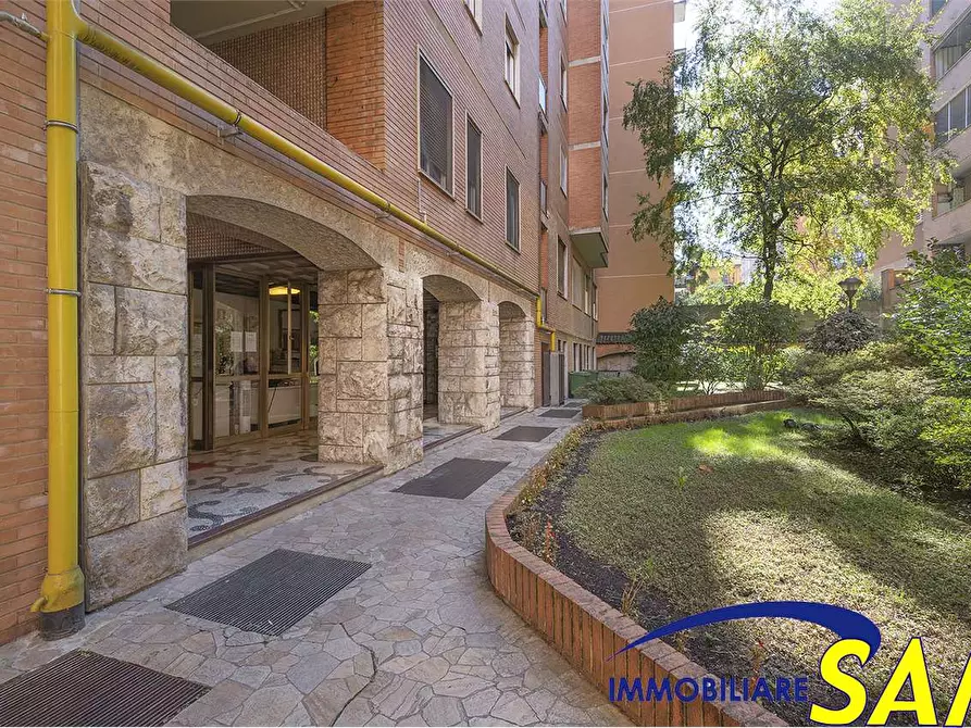 Immagine 29 di Trilocale in affitto  in Via Ripamonti 190 a Milano