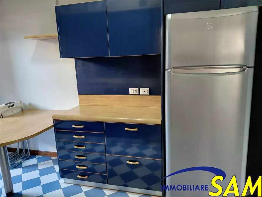 Immagine 10 di Quadrilocale in affitto  in Via Colletta 73 a Milano