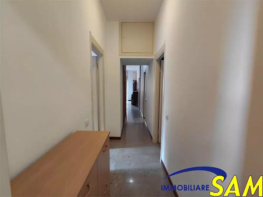 Immagine 15 di Quadrilocale in affitto  in Via Colletta 73 a Milano