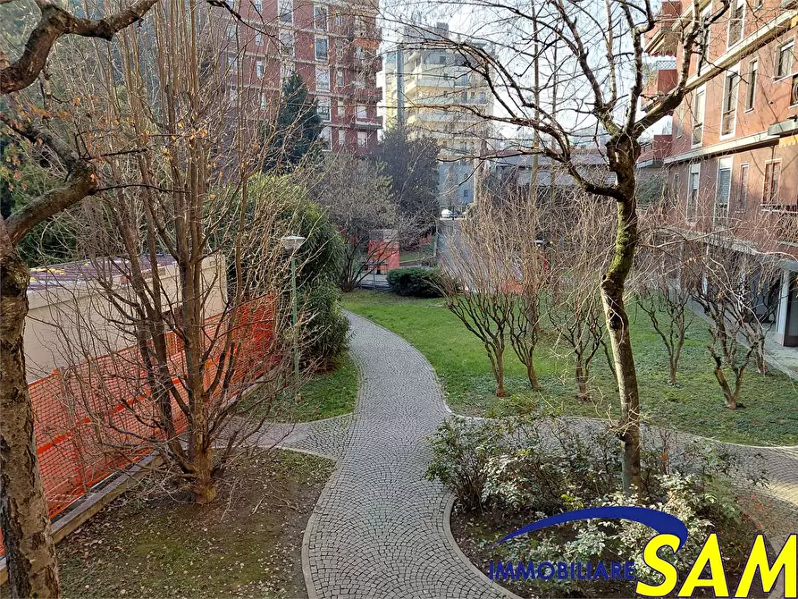 Immagine 36 di Quadrilocale in affitto  in Via Colletta 73 a Milano