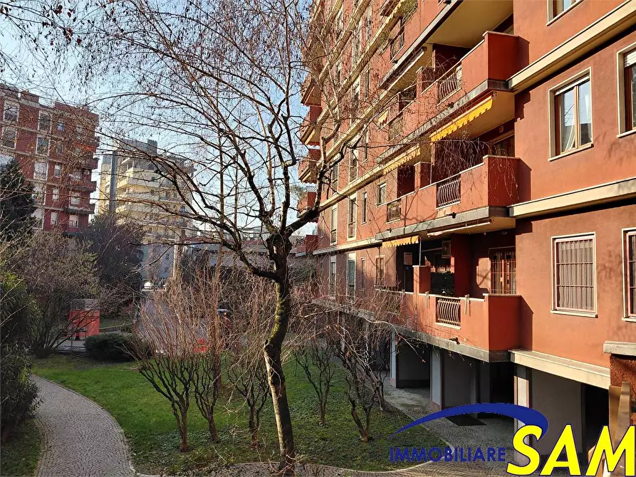 Immagine 37 di Quadrilocale in affitto  in Via Colletta 73 a Milano