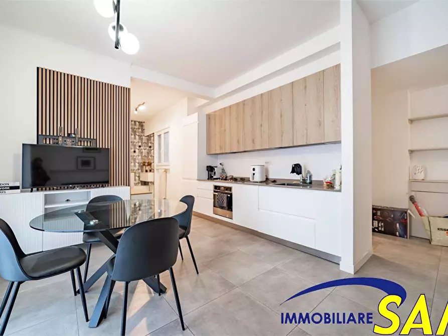 Immagine 2 di Trilocale in affitto  in Via Busoni 5 a Milano