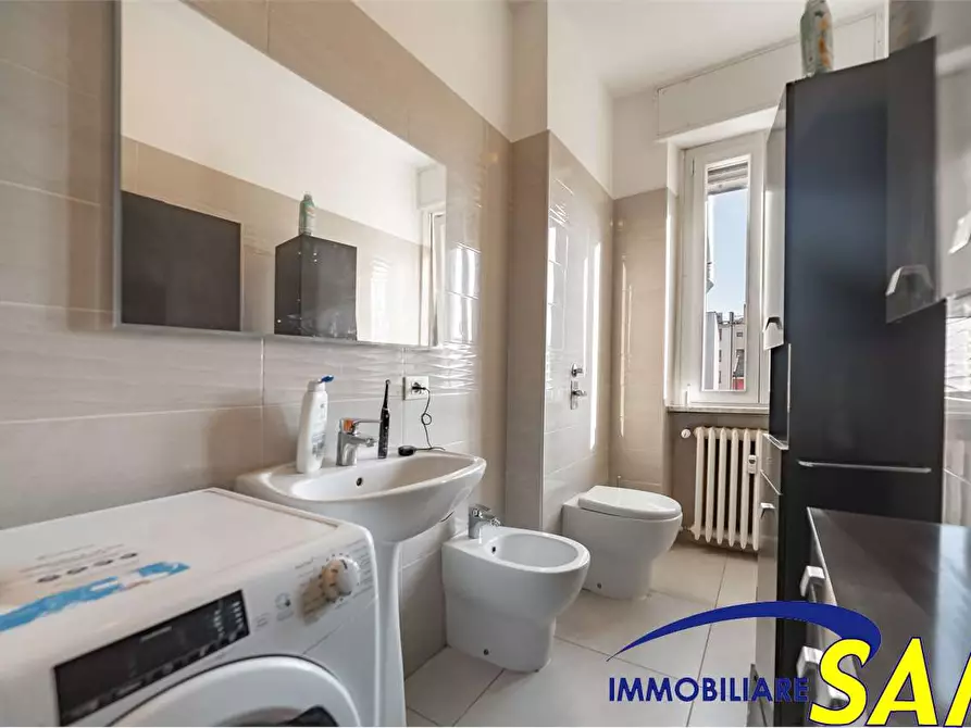 Immagine 16 di Trilocale in affitto  in Via Busoni 12 a Milano