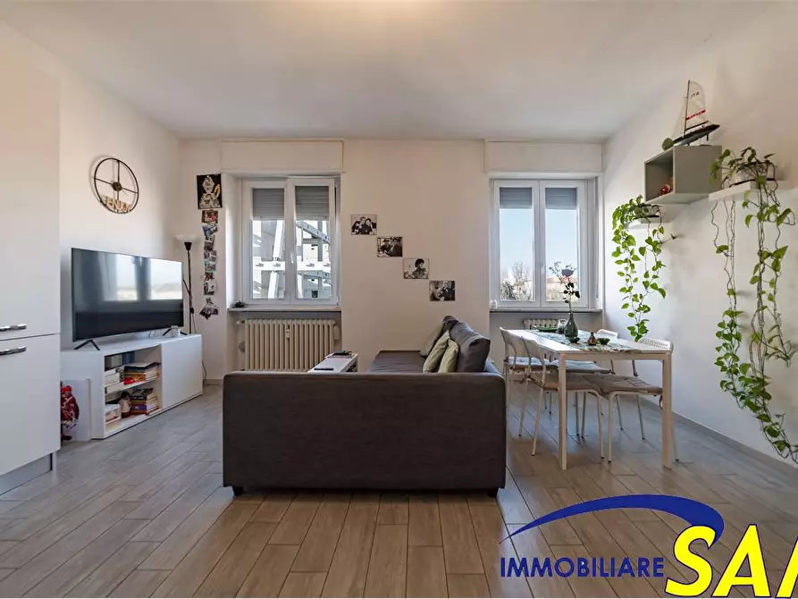 Immagine 1 di Bilocale in affitto  in Via Busoni 12 a Milano