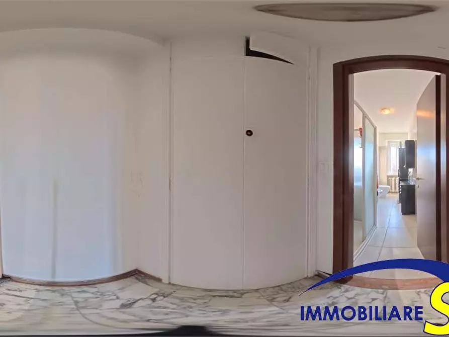 Immagine 22 di Trilocale in affitto  in Via Busoni 12 a Milano