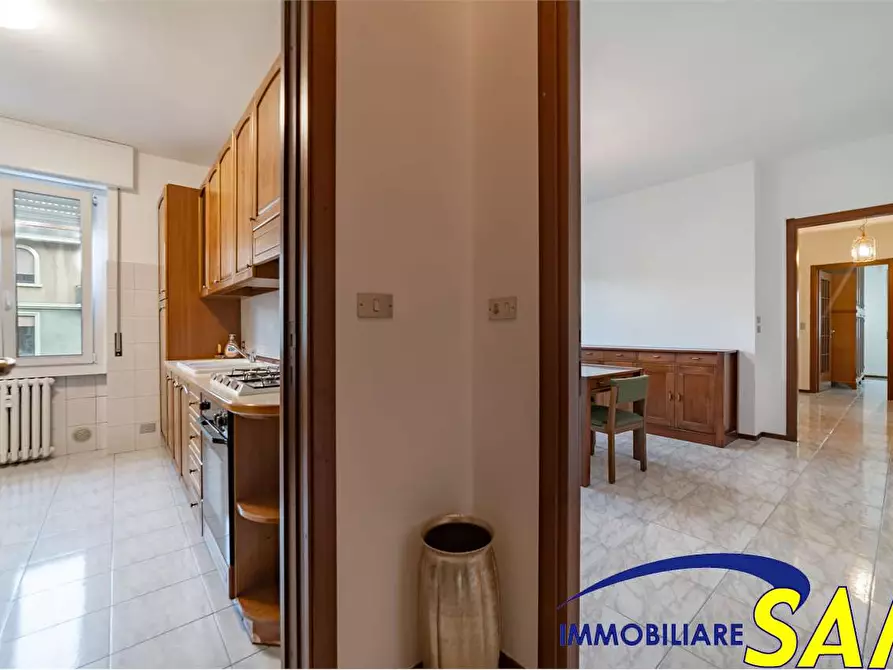 Immagine 6 di Trilocale in affitto  in Via Cervignano  3 a Milano