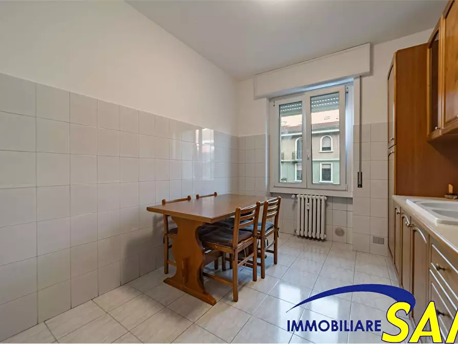 Immagine 7 di Trilocale in affitto  in Via Cervignano  3 a Milano