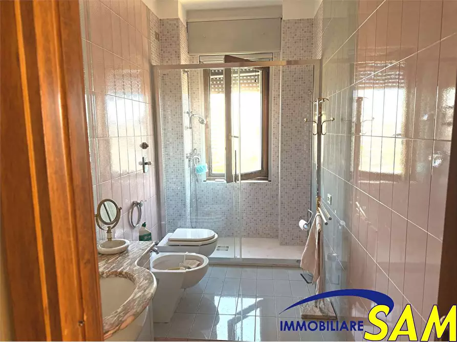 Immagine 14 di Trilocale in vendita  in Via Cimabue  6 a Milano