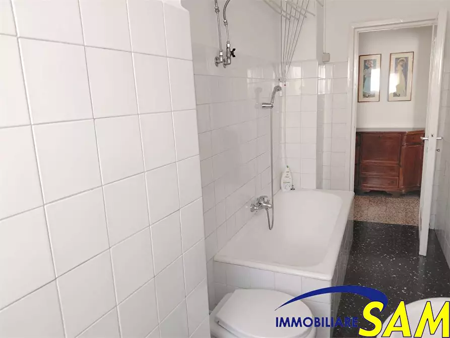 Immagine 23 di Trilocale in vendita  in Viale Omero  16 a Milano