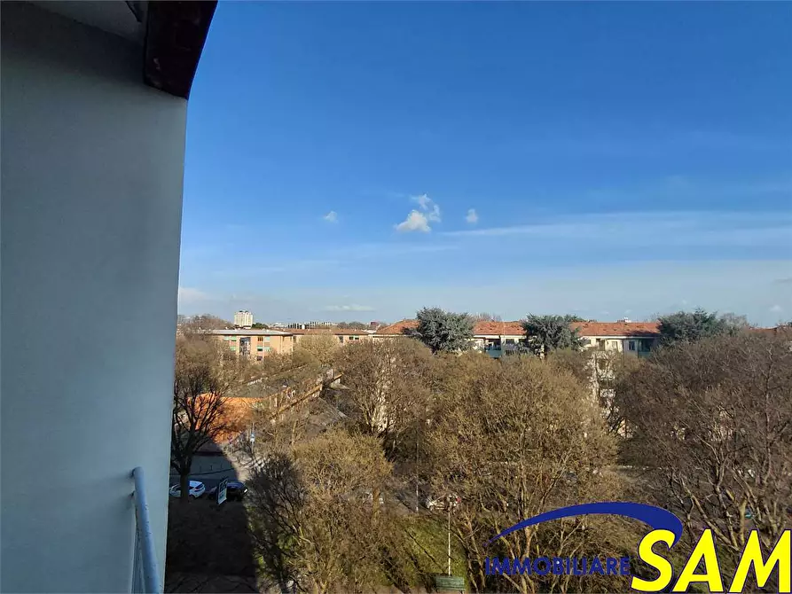 Immagine 30 di Trilocale in vendita  in Viale Omero  16 a Milano