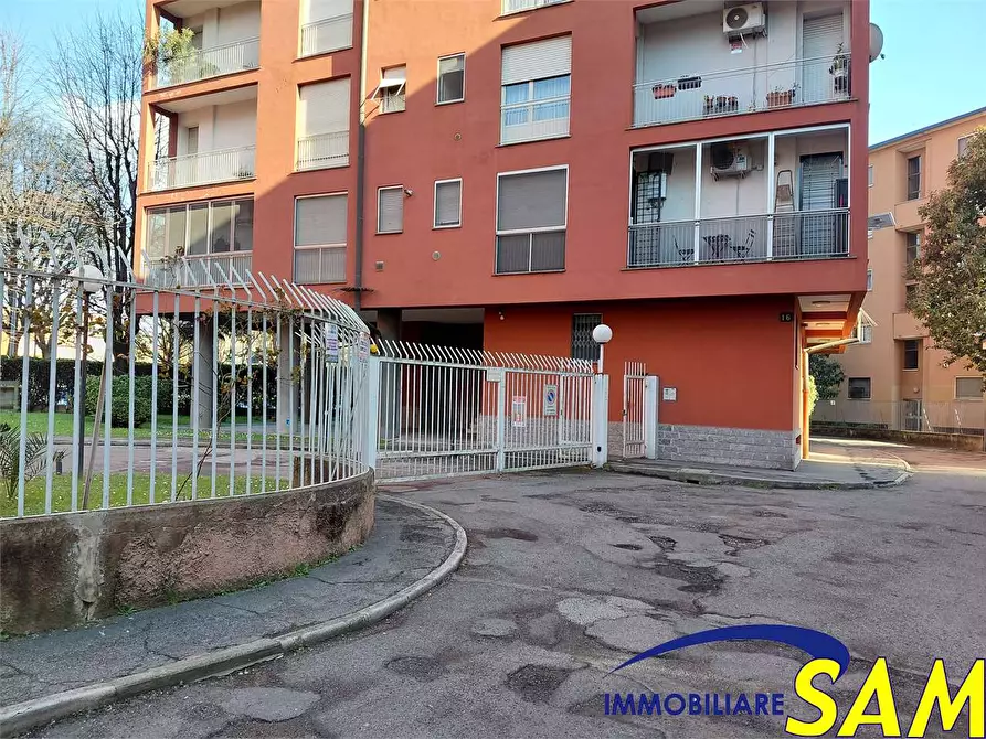 Immagine 41 di Trilocale in vendita  in Viale Omero  16 a Milano