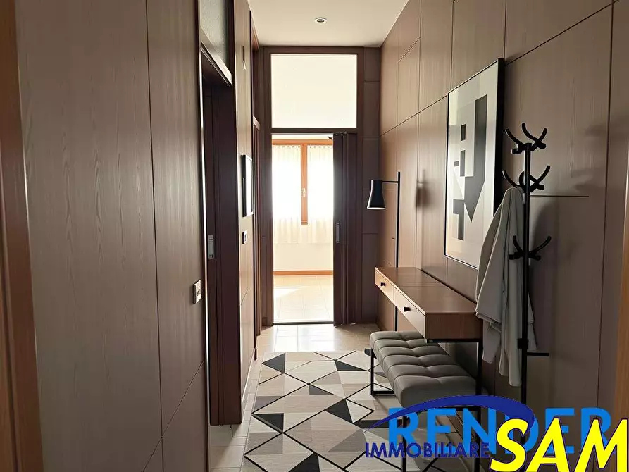 Immagine 2 di Trilocale in vendita  in Via Cimabue  6 a Milano