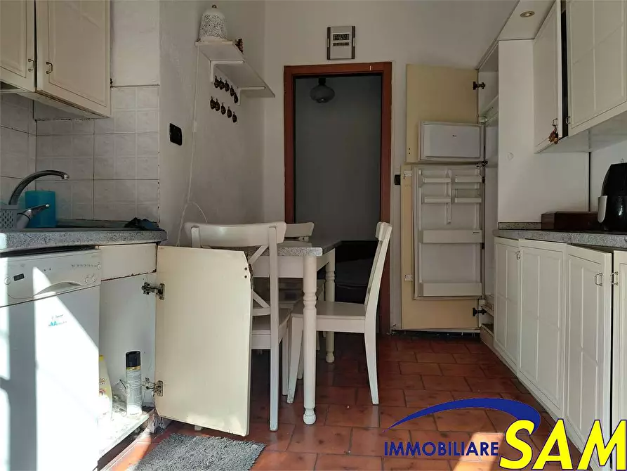 Immagine 4 di Bilocale in vendita  in ViaCadibona 10 a Milano