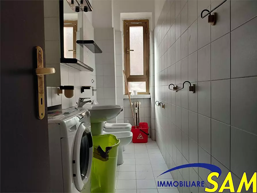 Immagine 10 di Bilocale in vendita  in ViaCadibona 10 a Milano