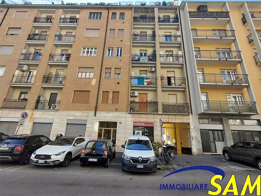 Immagine 15 di Bilocale in vendita  in ViaCadibona 10 a Milano