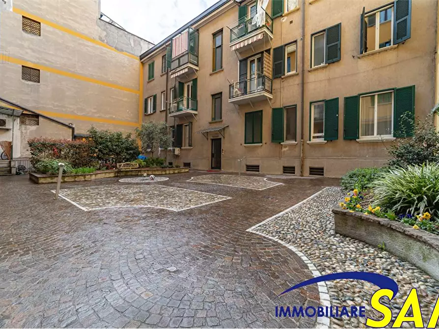 Immagine 25 di Trilocale in vendita  in Via Aselli 15 a Milano