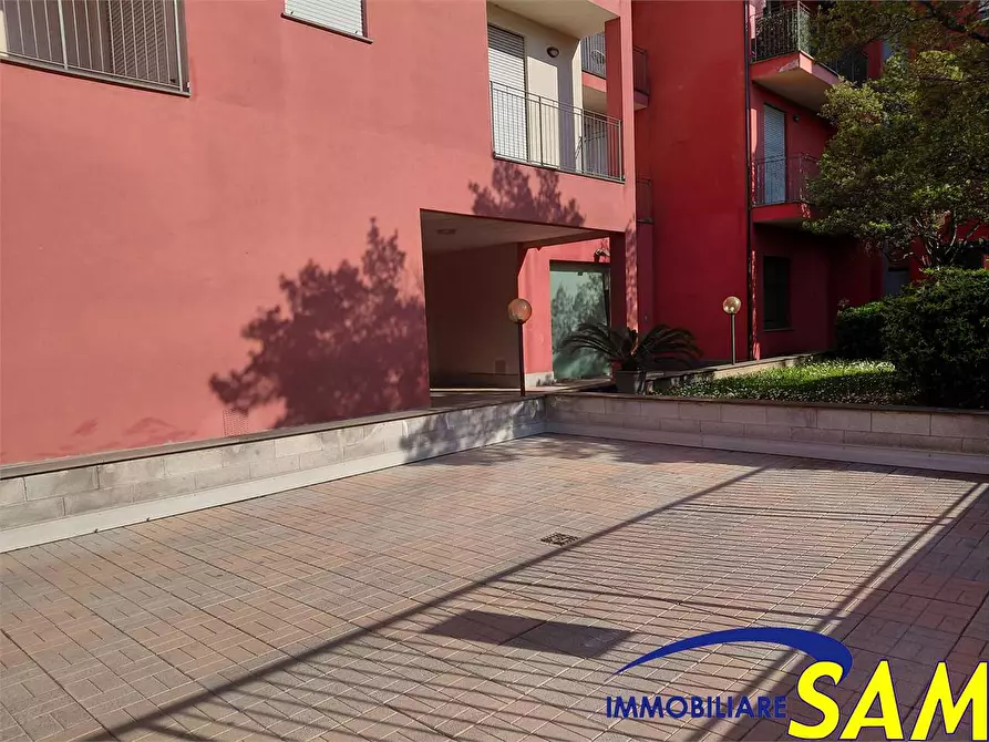 Immagine 5 di Garage in vendita  in Via Paolo Maspero 20 a Milano