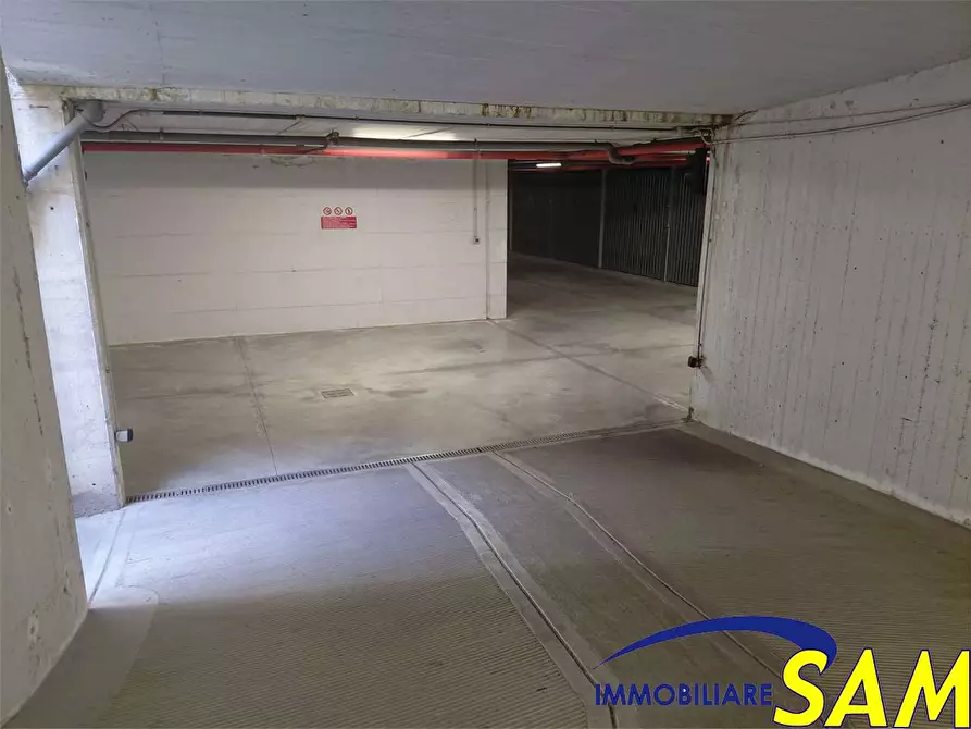 Immagine 7 di Garage in vendita  in Via Paolo Maspero 20 a Milano