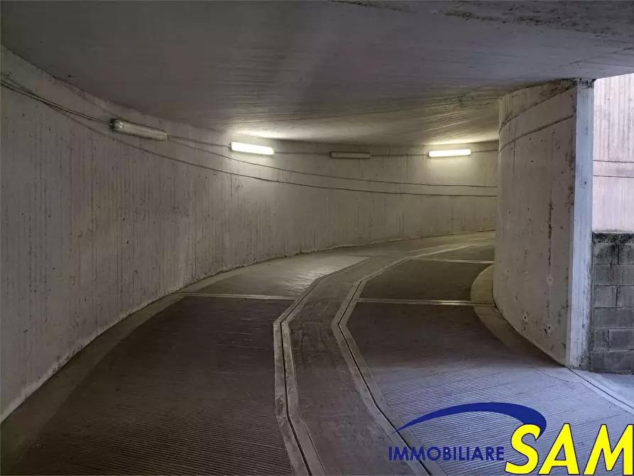 Immagine 8 di Garage in vendita  in Via Paolo Maspero 20 a Milano