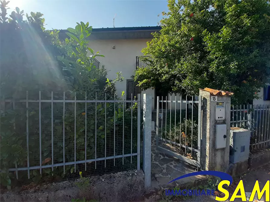 Immagine 3 di Villetta a schiera in vendita  in Via Don Alessandro Ceresoli 15 a Bariano