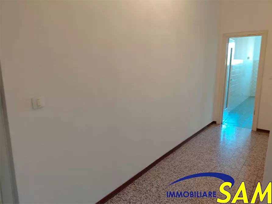 Immagine 10 di Trilocale in vendita  in Viale Omero  16 a Milano