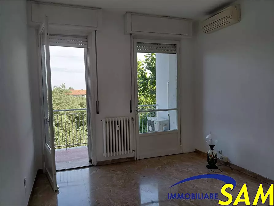 Immagine 2 di Trilocale in vendita  in Viale Omero  16 a Milano