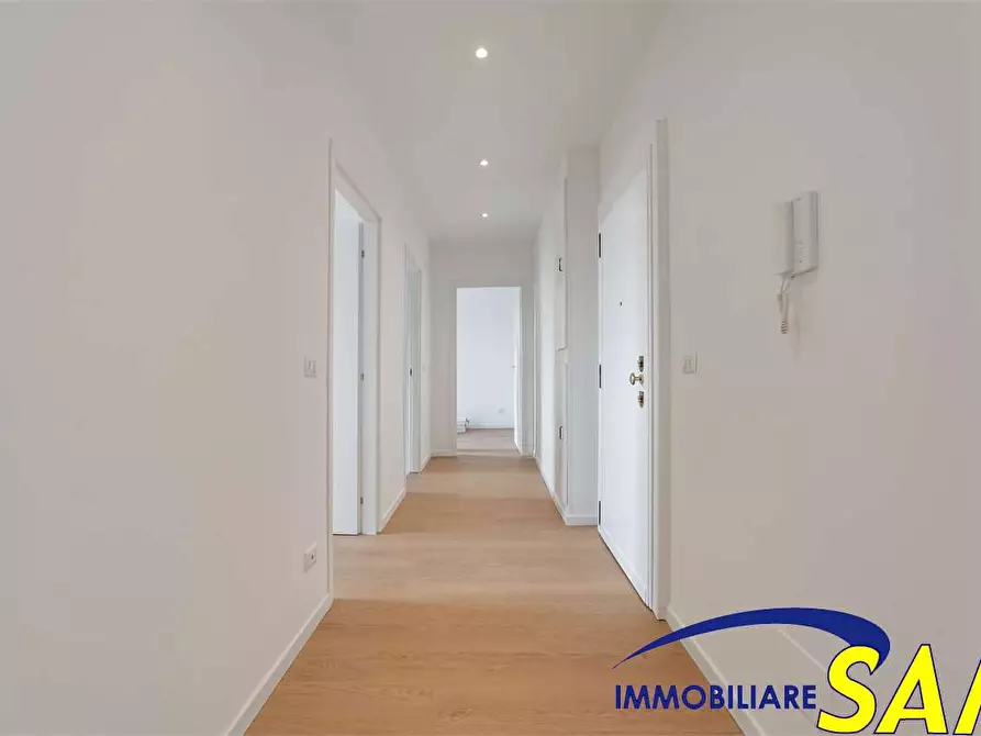 Immagine 5 di Appartamento in affitto  in Viale Monte Ceneri  36 a Milano