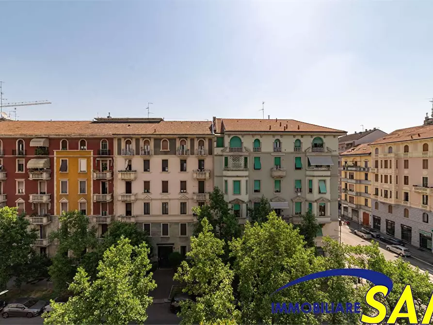 Immagine 22 di Trilocale in vendita  in Via Cervignano  1 a Milano