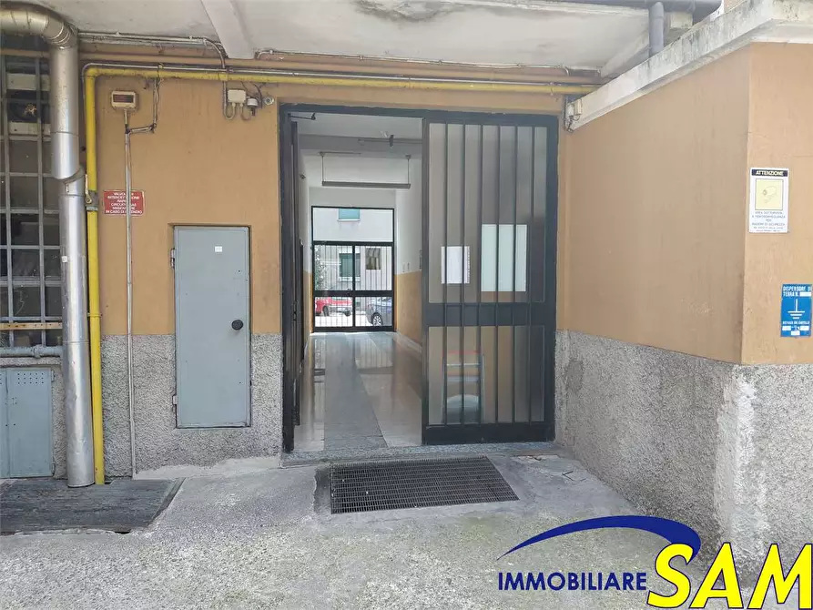 Immagine 3 di Magazzino in vendita  in Via del Turchino 21 a Milano