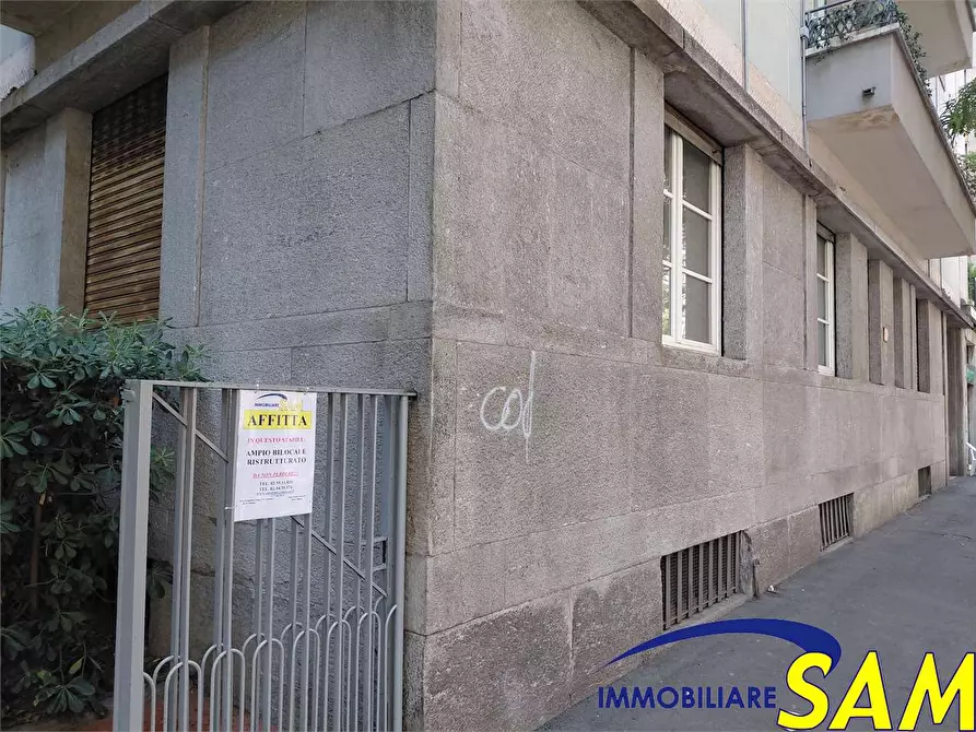 Immagine 22 di Bilocale in affitto  in Via Ampère 101 a Milano