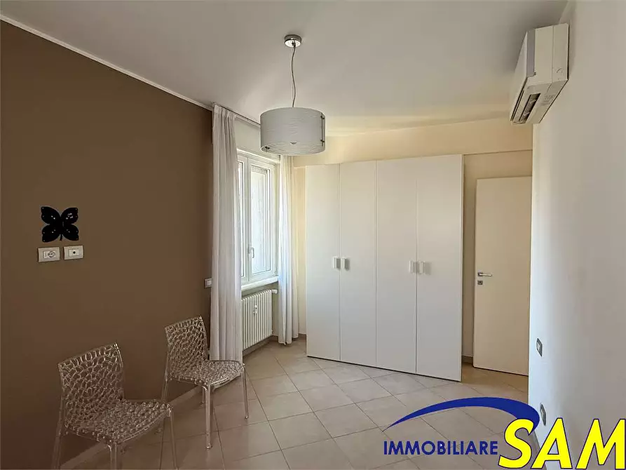 Immagine 9 di Trilocale in affitto  in Via Cervignano 1 a Milano