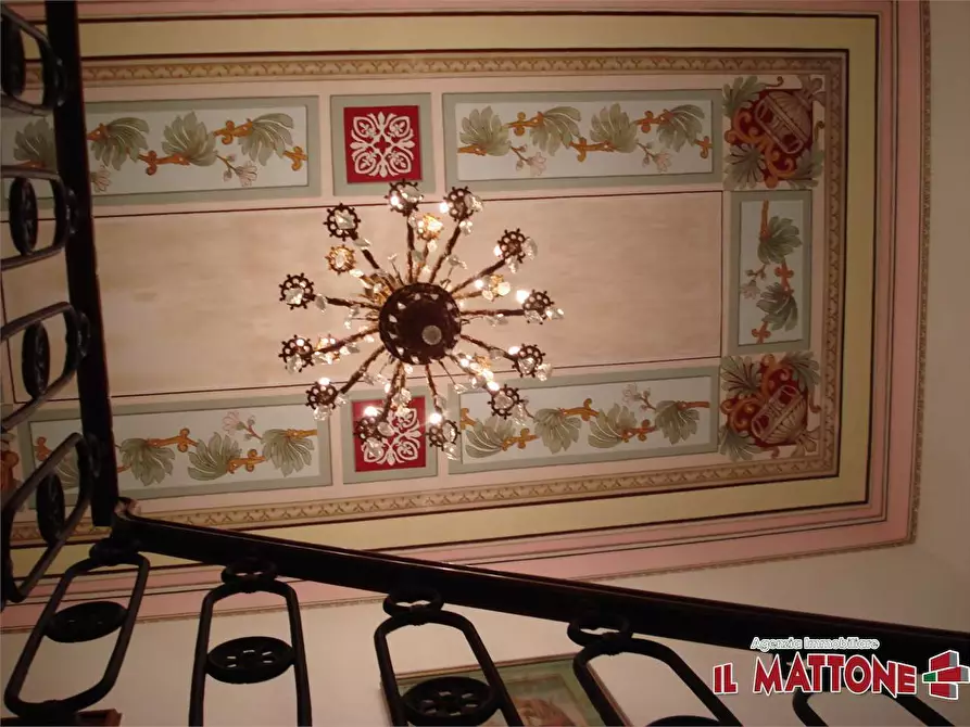 Immagine 10 di Villa in vendita  in Via 2 Giugno a Mignanego