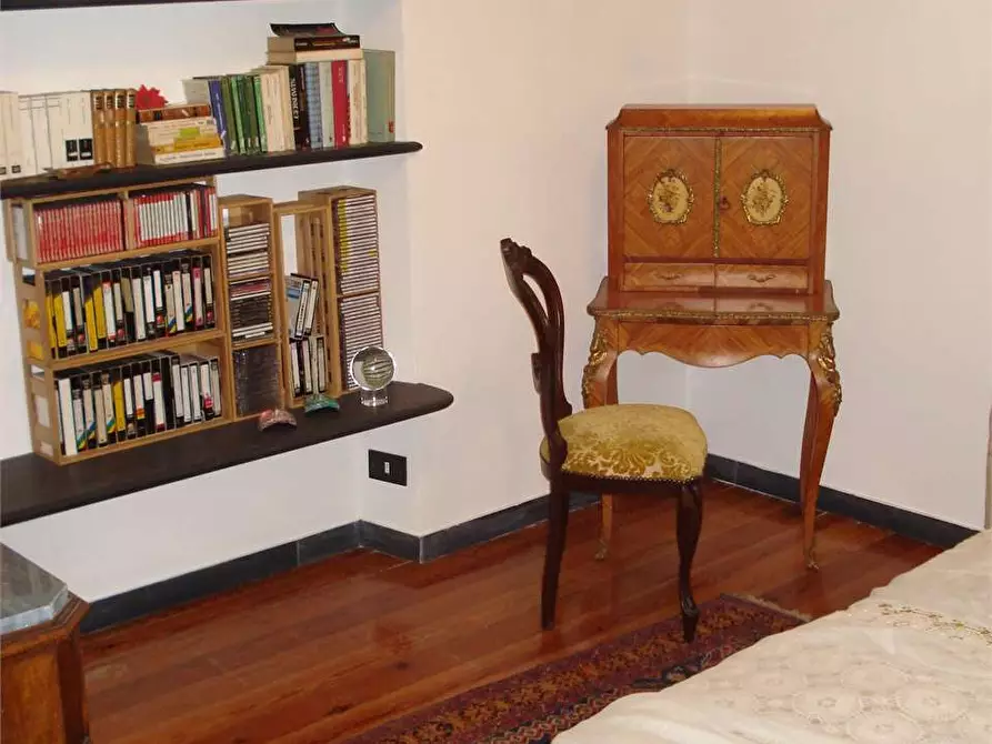 Immagine 12 di Villa in vendita  in Via 2 Giugno a Mignanego