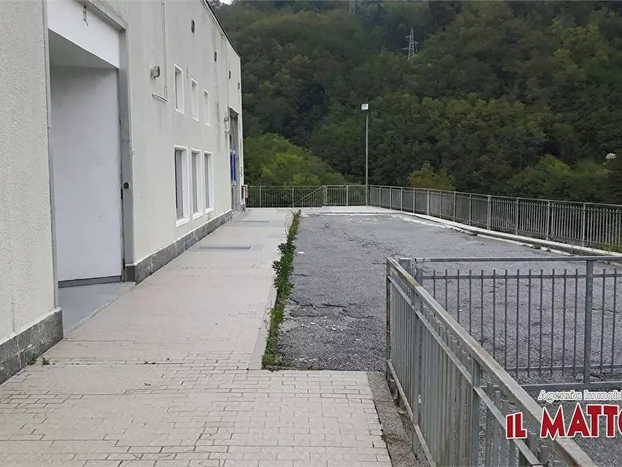 Immagine 6 di Capannone industriale in affitto  a Ceranesi
