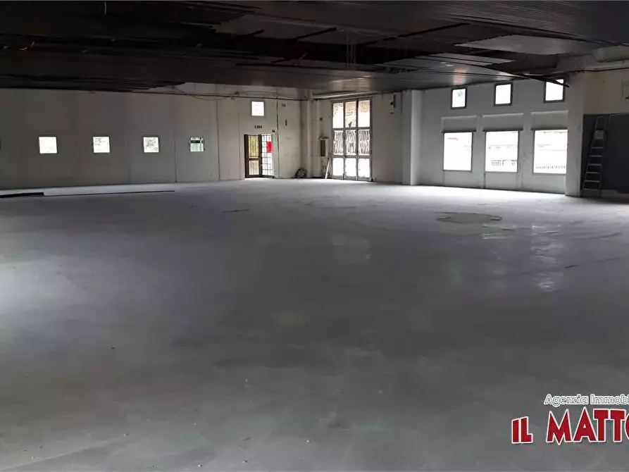 Immagine 2 di Capannone industriale in affitto  a Ceranesi
