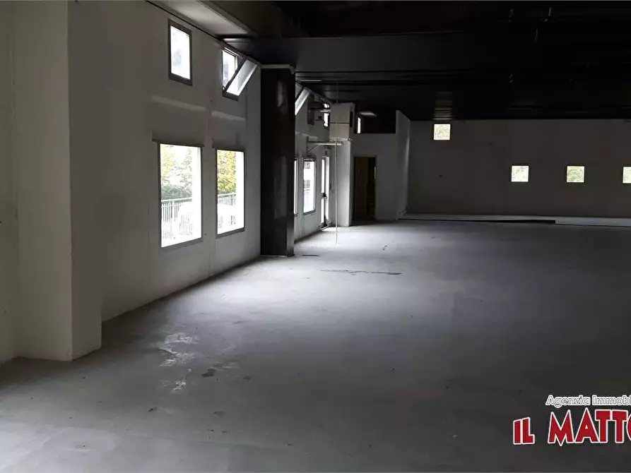 Immagine 5 di Capannone industriale in affitto  a Ceranesi