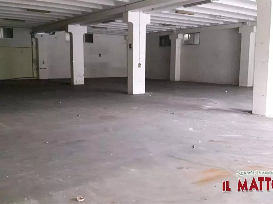 Immagine 11 di Capannone industriale in affitto  a Ceranesi