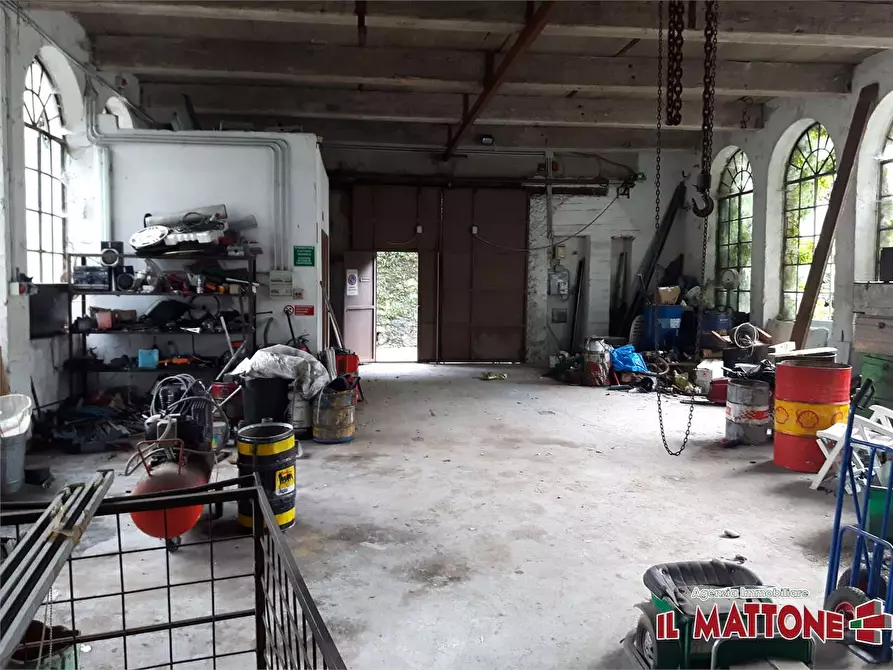 Immagine 4 di Magazzino in vendita  a Ceranesi
