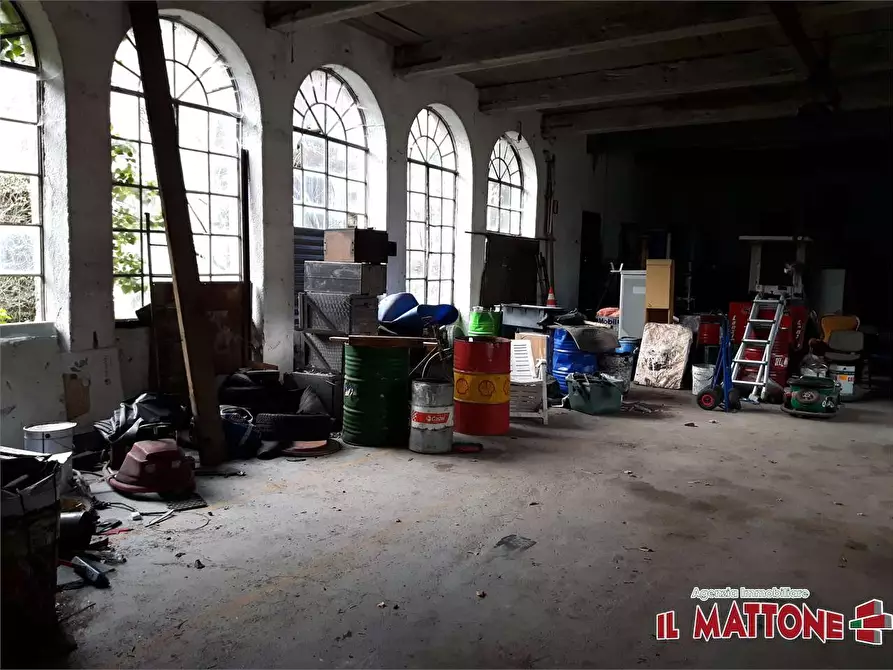 Immagine 6 di Magazzino in vendita  a Ceranesi