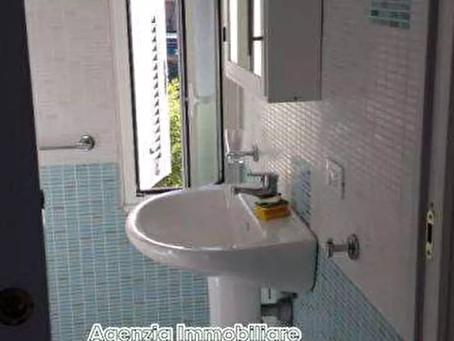 Immagine 15 di Monolocale in vendita  a Varazze