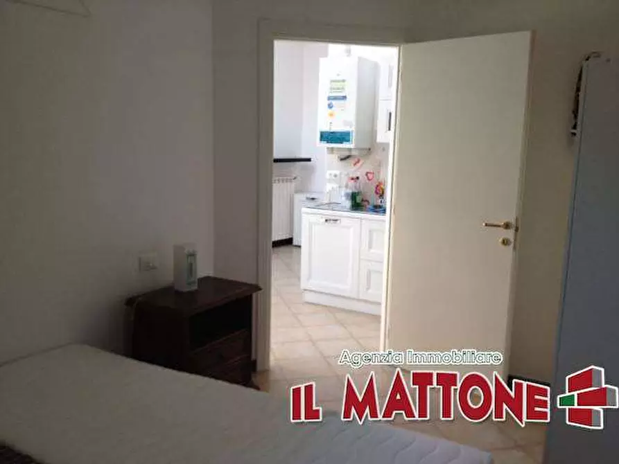 Immagine 10 di Monolocale in vendita  a Varazze