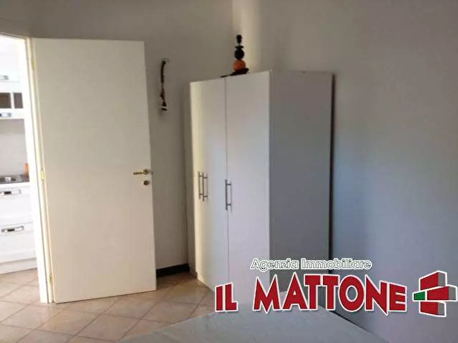 Immagine 11 di Monolocale in vendita  a Varazze