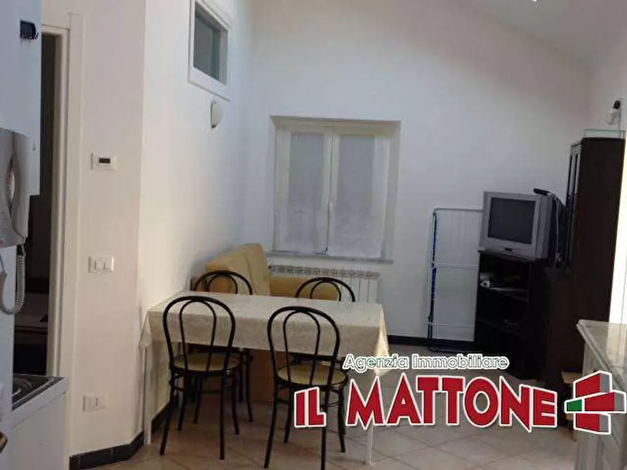 Immagine 8 di Monolocale in vendita  a Varazze