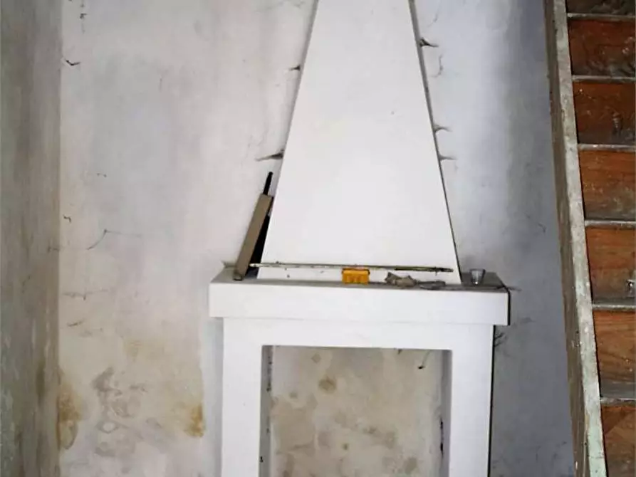 Immagine 10 di Monolocale in vendita  in Via Piave 20 a Brognaturo