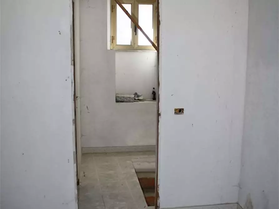 Immagine 12 di Monolocale in vendita  in Via Piave 20 a Brognaturo