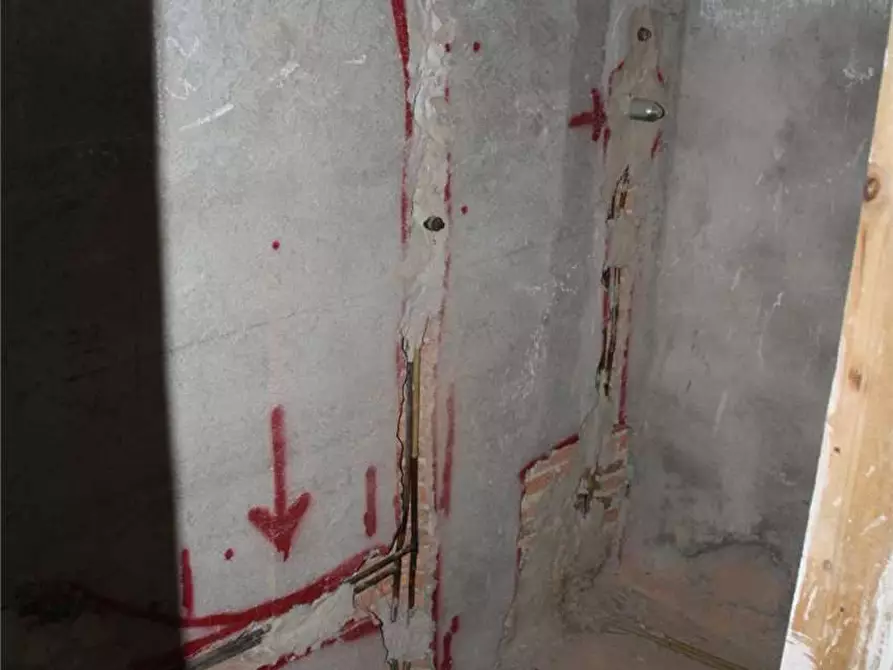 Immagine 17 di Monolocale in vendita  in Via Piave 20 a Brognaturo