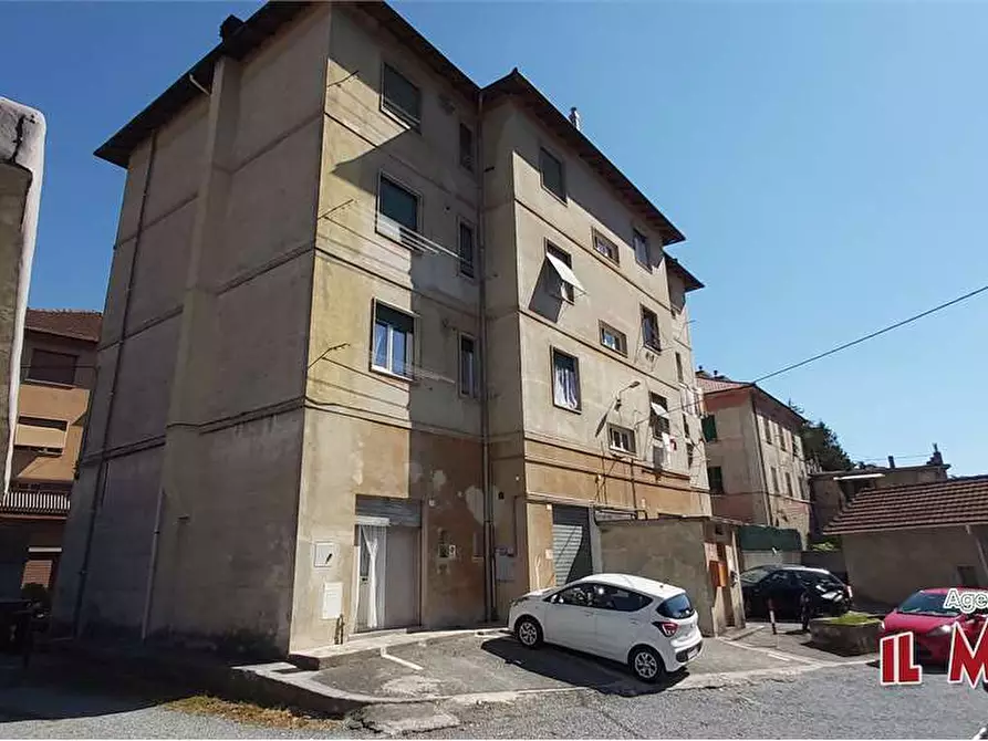 Immagine 31 di Quadrilocale in vendita  in Via Martiri della Libertà a Campomorone