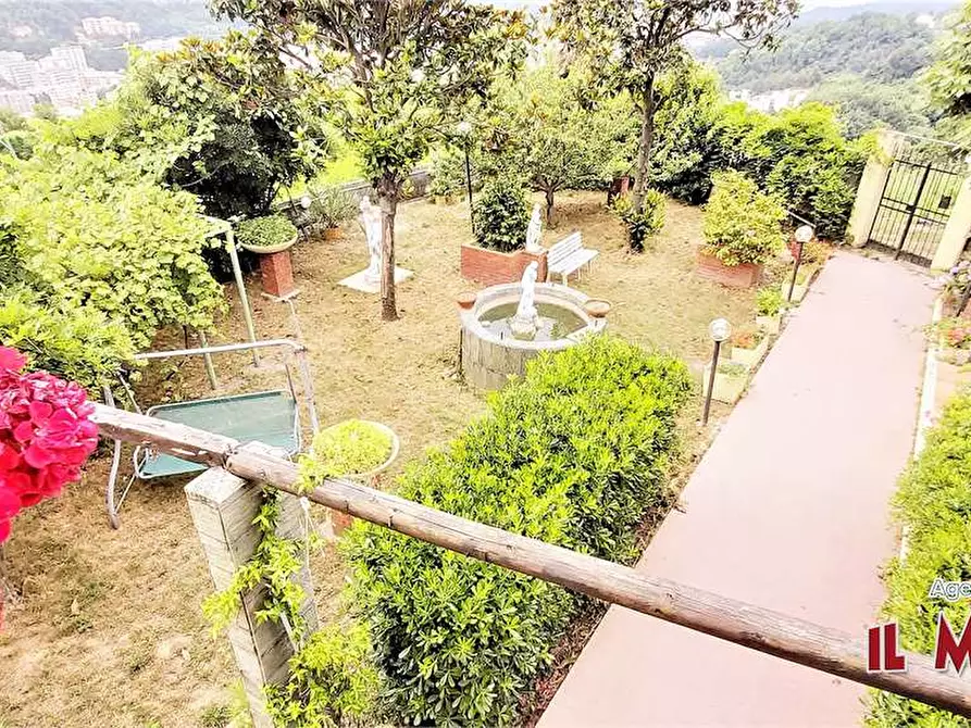 Immagine 5 di Villa in vendita  in Salita della Cittadina a Genova