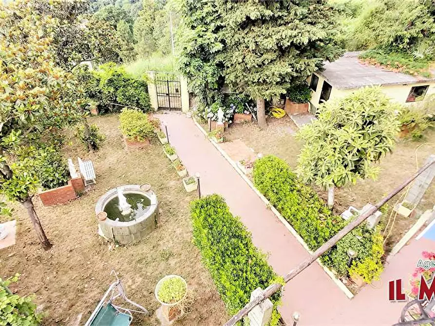 Immagine 8 di Villa in vendita  in Salita della Cittadina a Genova