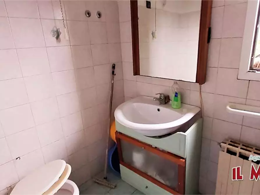 Immagine 11 di Villa in vendita  in Salita della Cittadina a Genova